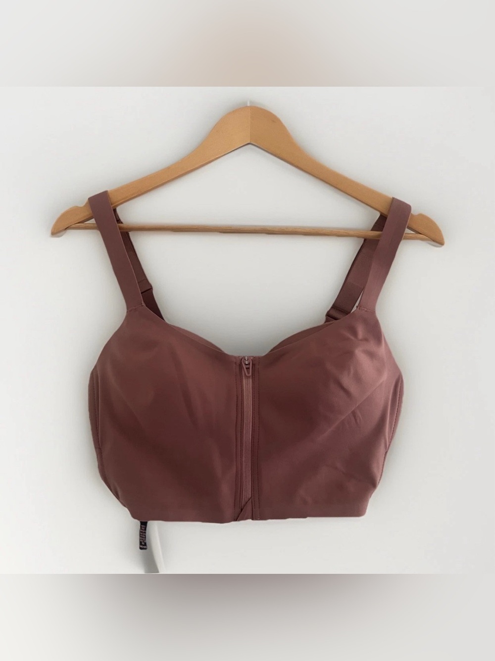 Victoria Secret Knockout Front Zip Sports Bra LongLine 34D